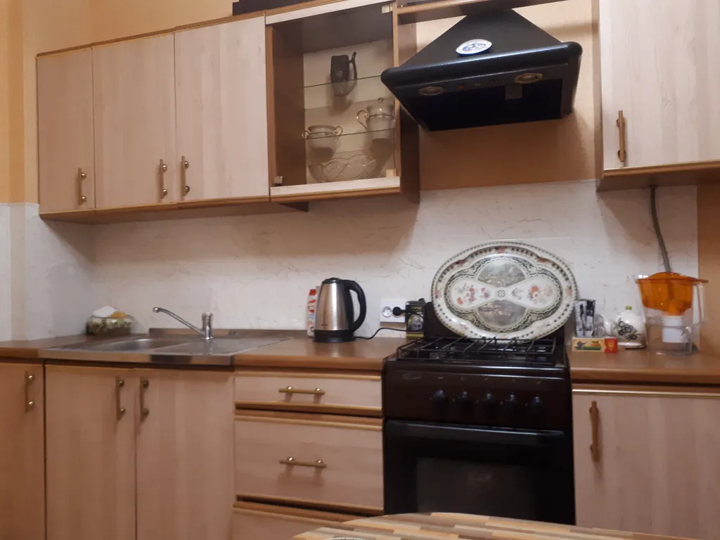 Просторная теплая светлая квартира