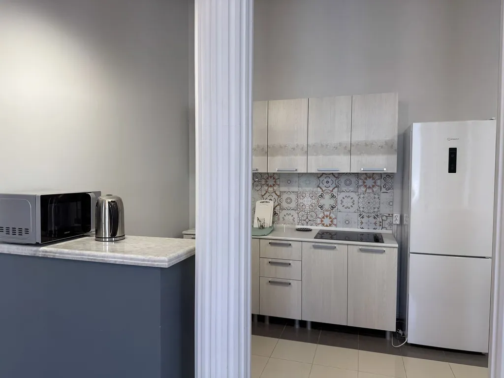 1-й этаж под ключ в центре - 15 мин до центрального пляжа