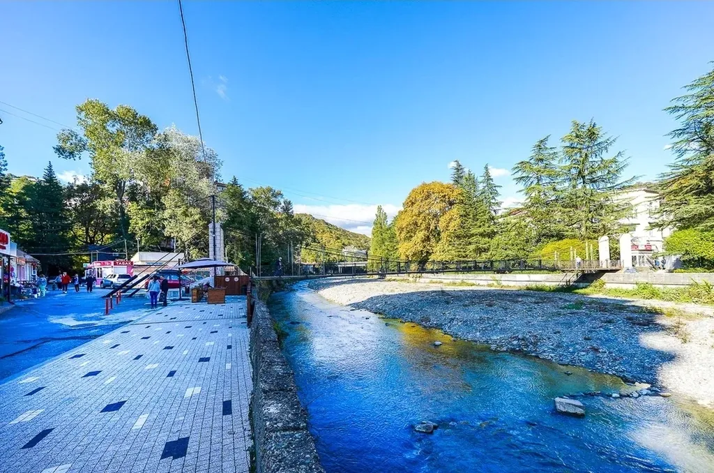 3-х комнатные апартаменты 80м2 на набережной