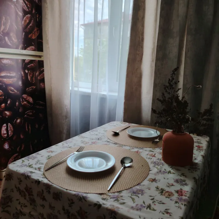 Квартира Квартира в сердце Нефтяников — Омск