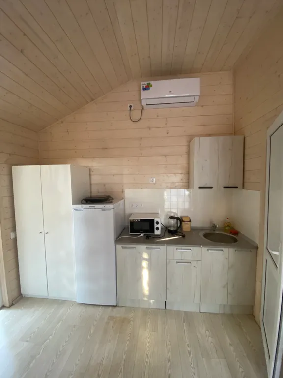 Отдельный домик на 3 человека с кухней