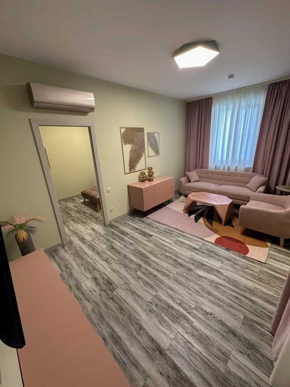 Двухкомнатный Апартамент класса ДеЛюкс с отдельной спальней и кухней