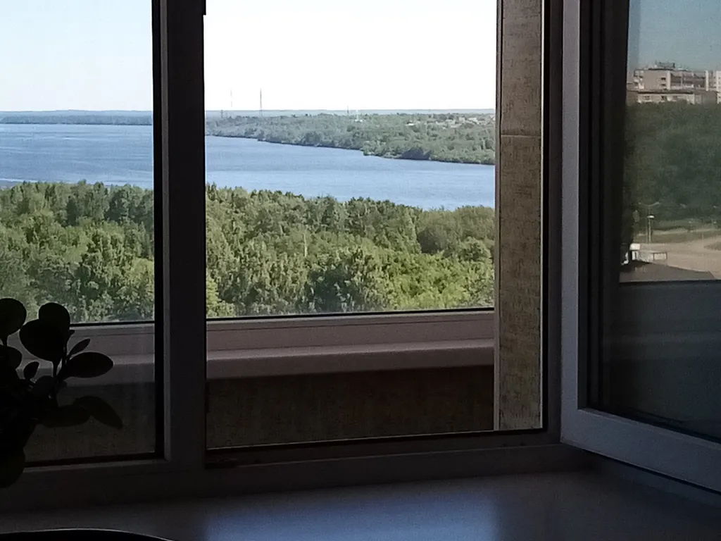 Евро Люкс с видом на реку