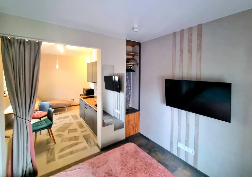 Уютная студия в сердце города на 13 этаже с панорамным видом