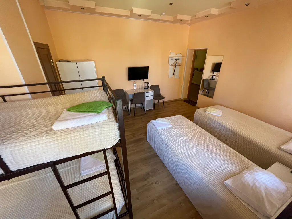 Квартира № 22 стандарт четырёхместный с раздельными кроватями — аренда посуточно в Чусовой