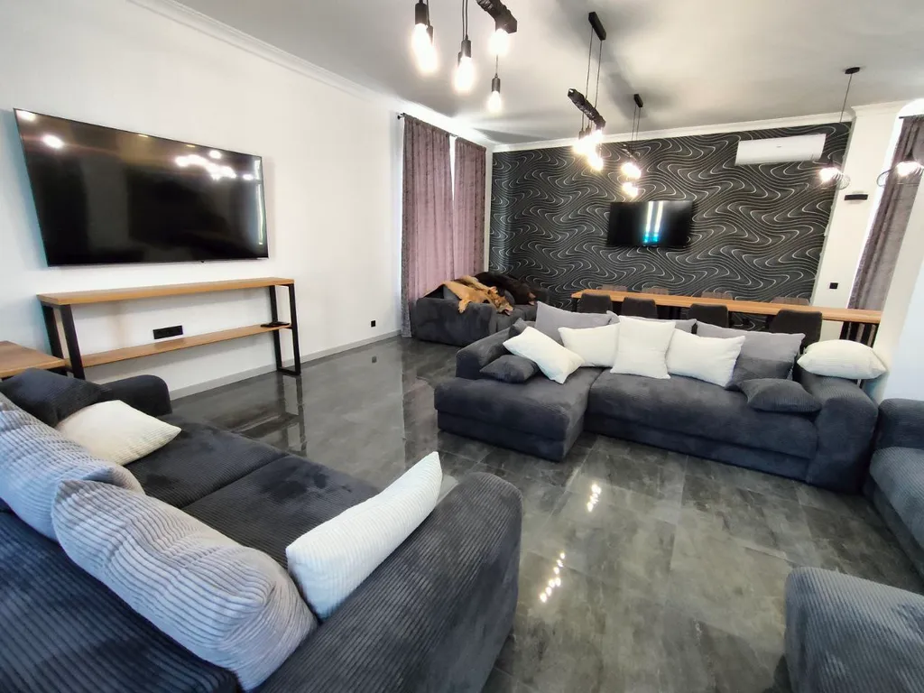 Новая Вилла Нинель возле моря