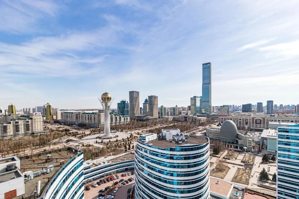 Просторная квартира в Золотом квадрате рядом с Байтереком