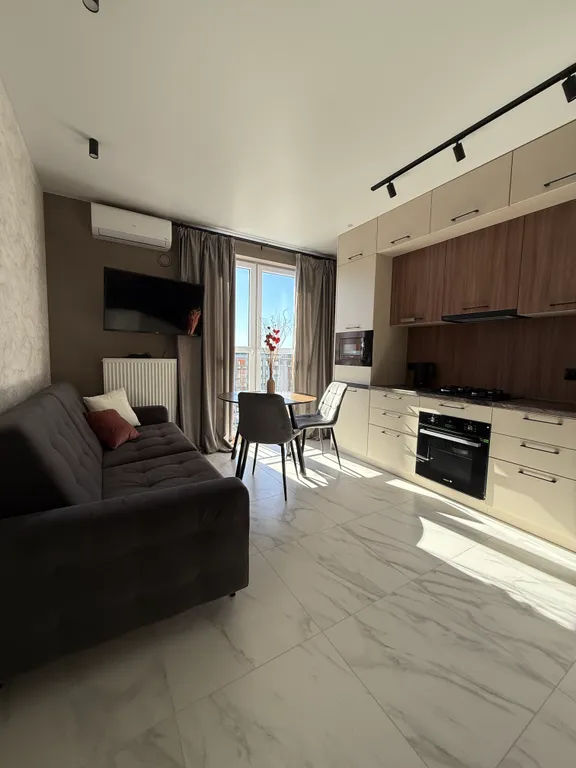 Светлый Сьют