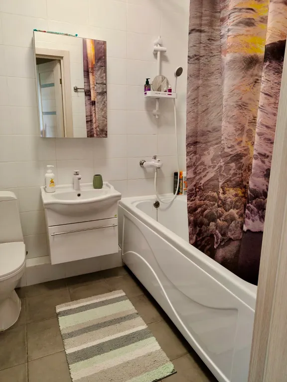 Квартира с видом на бассейн и горы