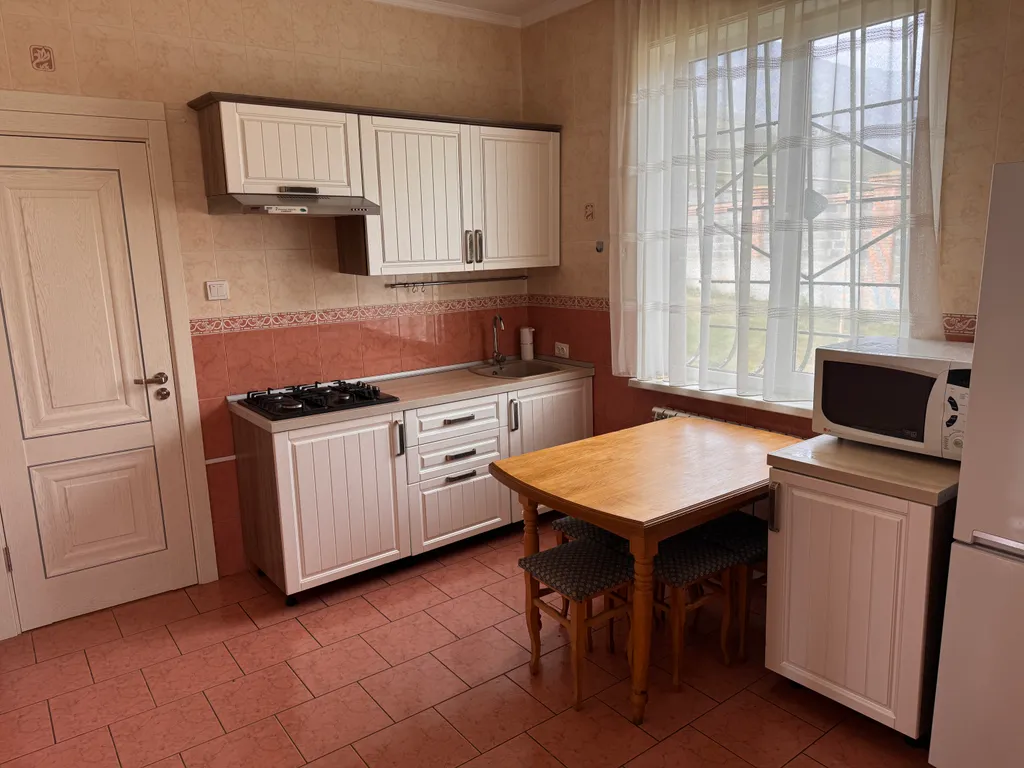 Уютный дом в Верхнем Фиагдоне на берегу горной реки