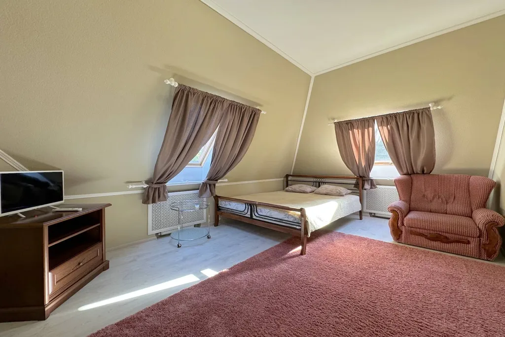 4-комнатный Дом