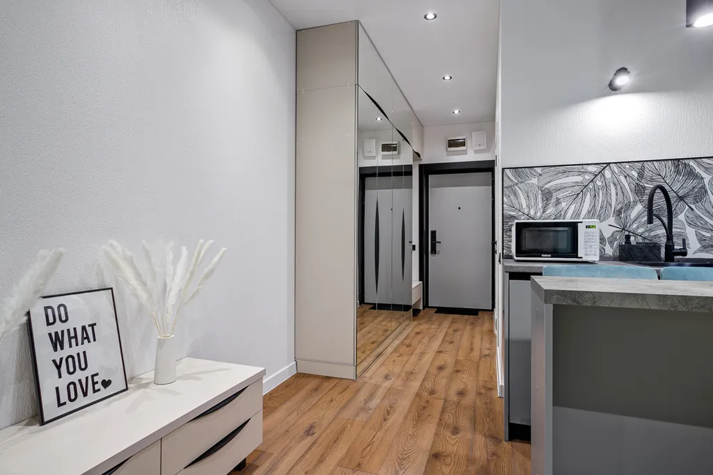 Квартира Квартира Уютная студия на двоих с удобным диваном-кроватью и собственной кухней — Москва