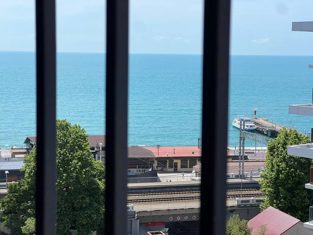 Квартира Студия с панорамными окнами и шикарным видом на море — аренда посуточно в Дагомыс