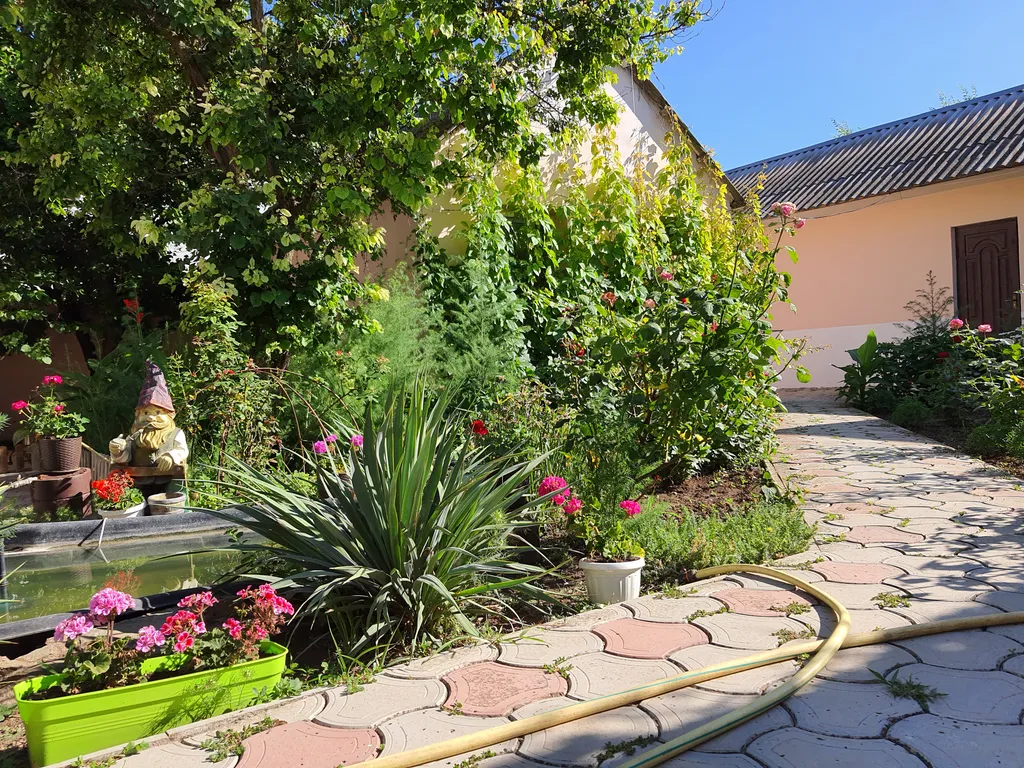 Отдельный домик в частном дворе