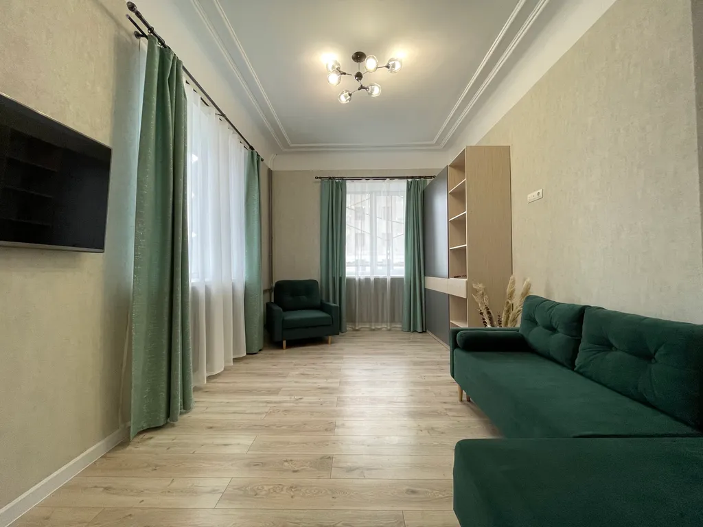 Двухуровневая квартира на набережной