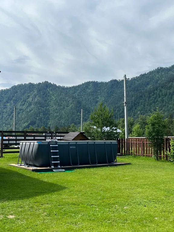 Уютный дом с видом на горы