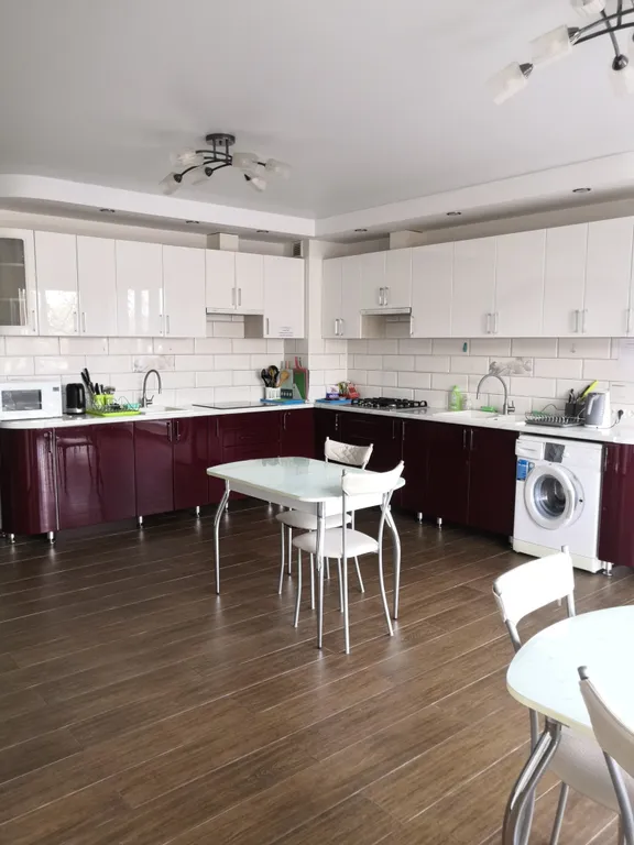 Уютный дом в центре города курорта