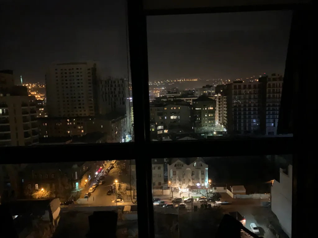 Студия с панорамными окнами