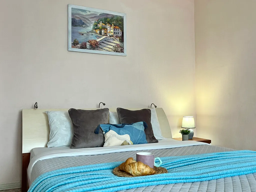 Квартира Уютная, просторная, светлая однокомнатная квартира — Красноярск