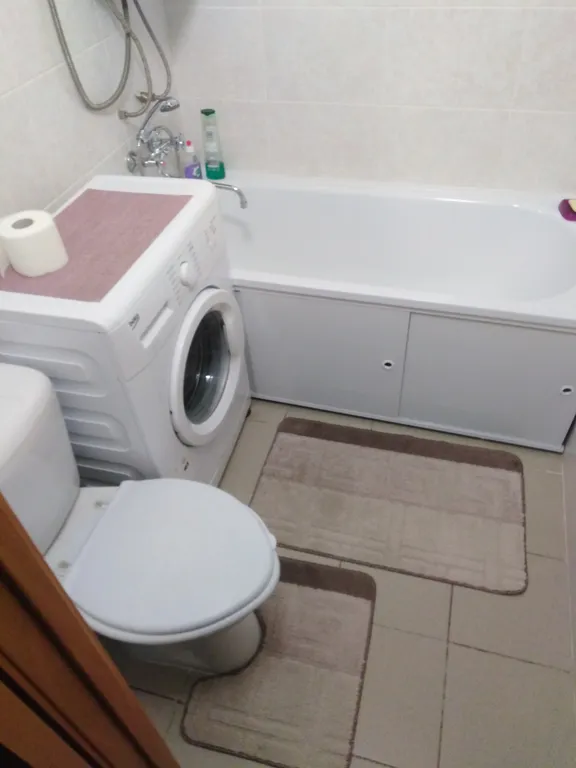 Квартира в 10 минутах езды на подземном трамвае до Мамаева кургана