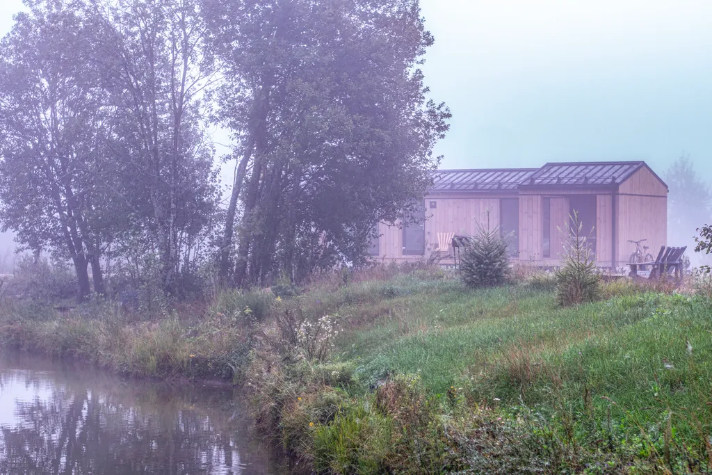 Светлый , гостеприимный гостевой дом Barn Petya