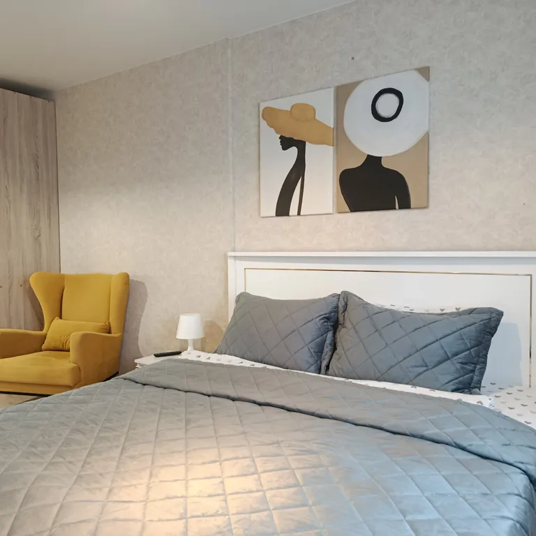 Светлая студия