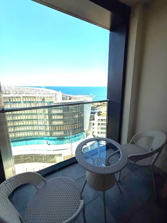 Двухкомнатная квартира с видом на море, Porta Batumi Tower