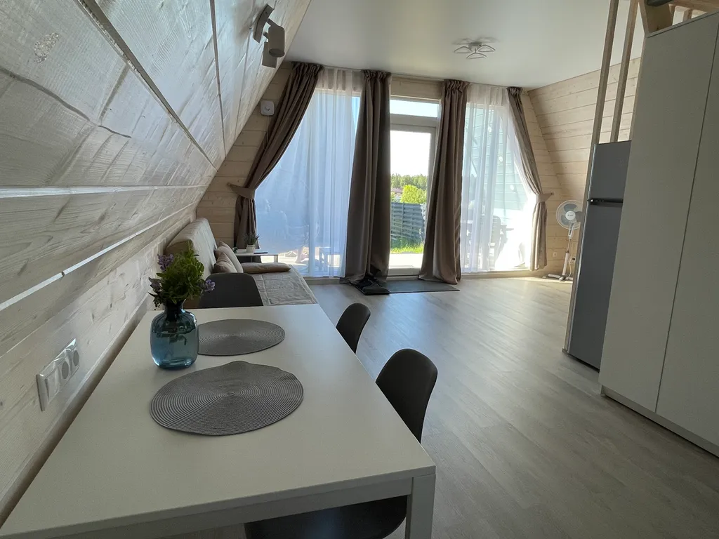 Коттедж Уютный дом аттик А-фрейм у Снетковского озера — Ларионово