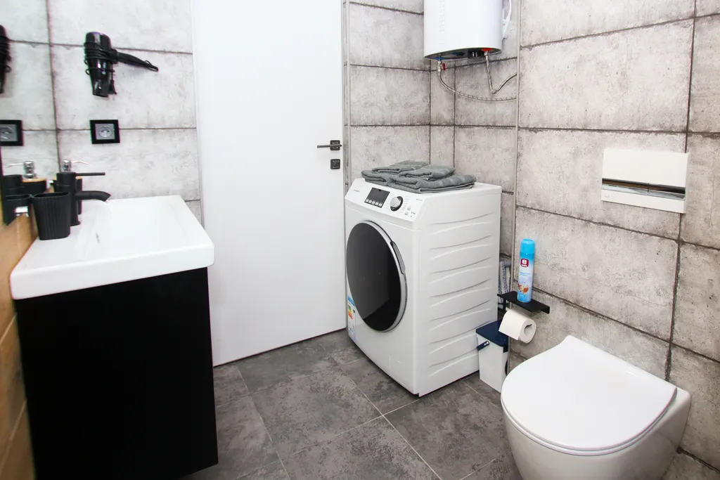 Евродвушка в центре, дом бизнес-класса, рядом с камой