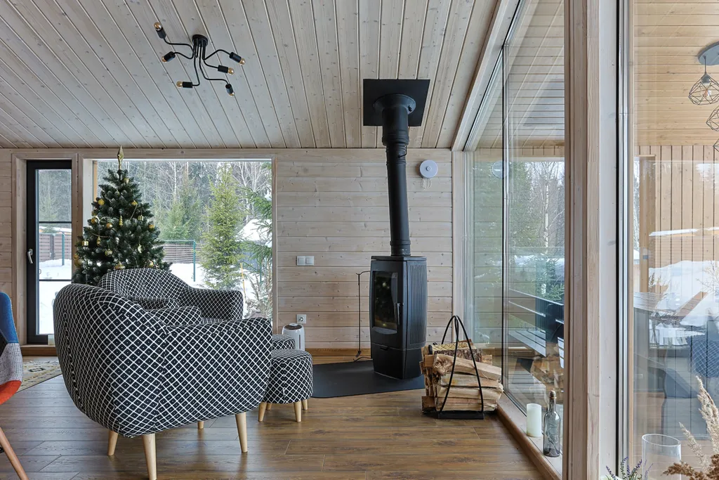 Коттедж с панорамными окнами Куско на Истринском водохранилище