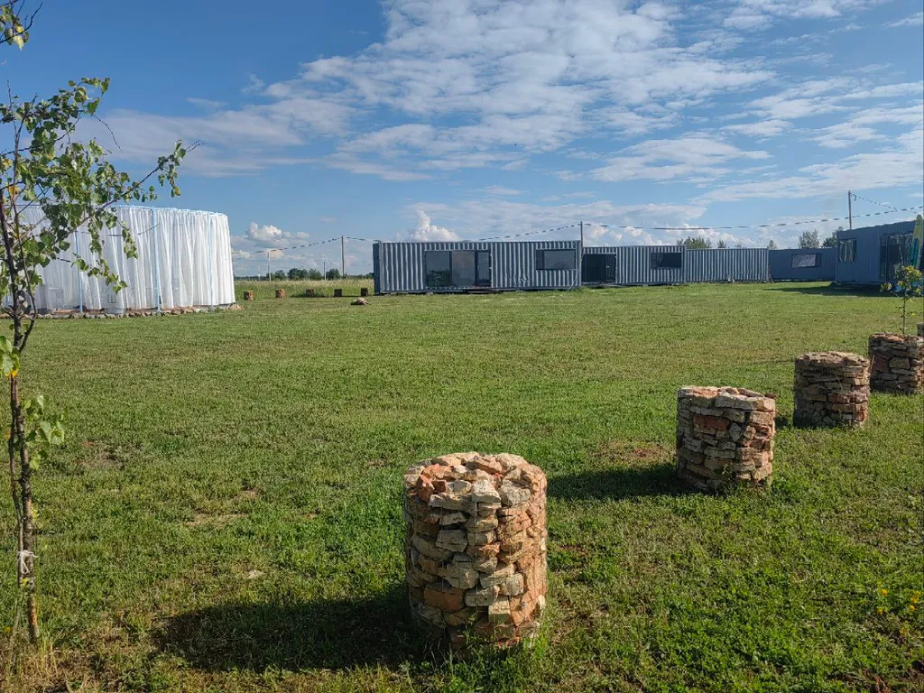 База отдыха с панорамными видами на озеро Ильмень