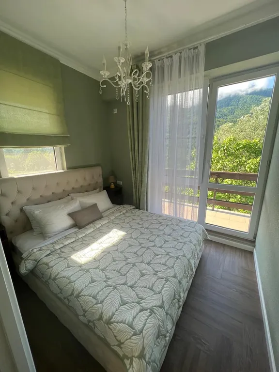 Уютная квартира с видом на горы