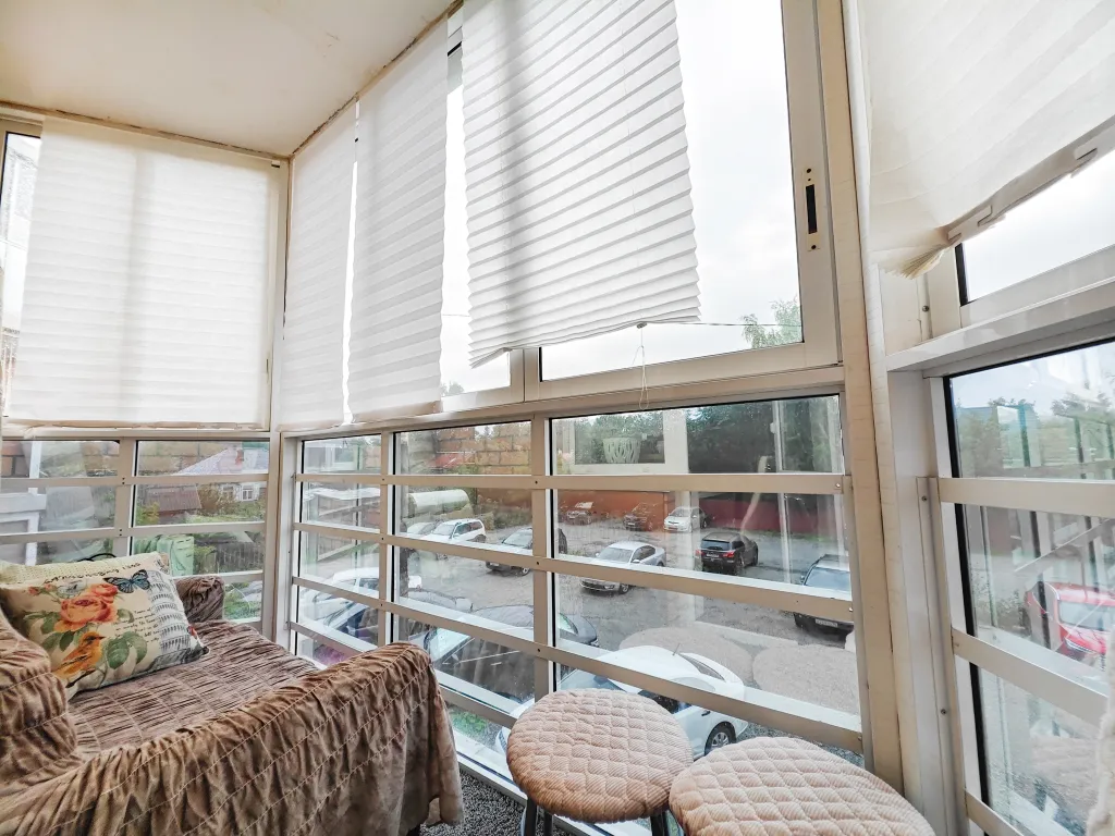 Двухкомнатная/2+1+1+1+1/ Уралмаш/ новостройка /большая кухня/лоджия