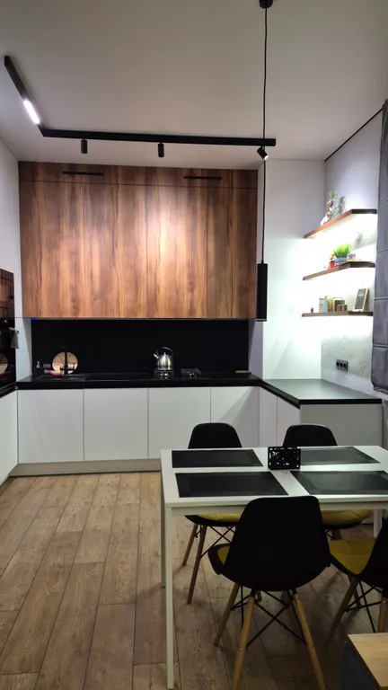 Уютная стильная квартира в тихом районе рядом с центром и морем