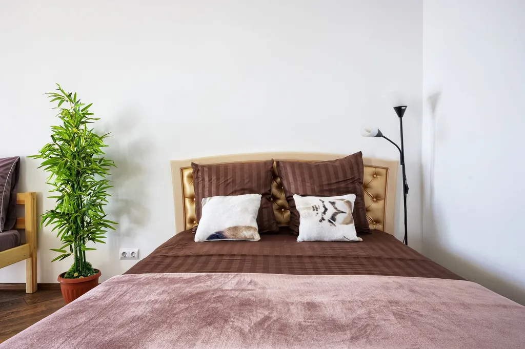 Жизнь с видом реку: огромная лоджия с панорамным остеклением в пол!