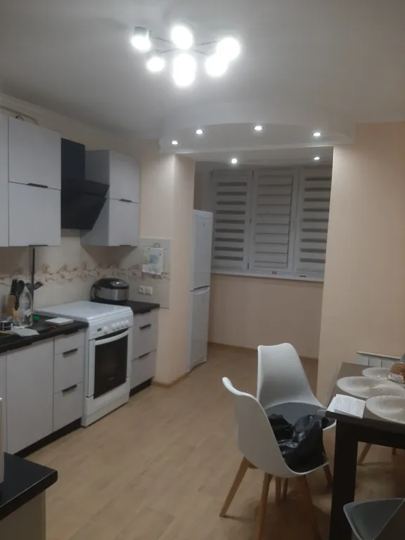 Уютная 3х комнатная квартира, новая, в центральной части