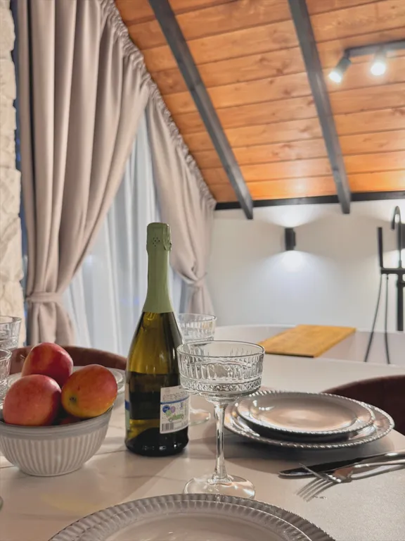 Уютный дом Elovoye в сердце леса с уличным спа-бассейном