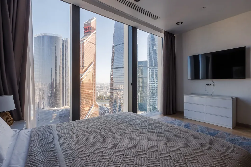 Студия в Москва-Сити с видом на башни