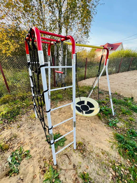 Дом в деревне с баней на дровах