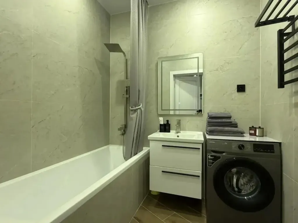 Современная 2-я квартира в районе ГМР