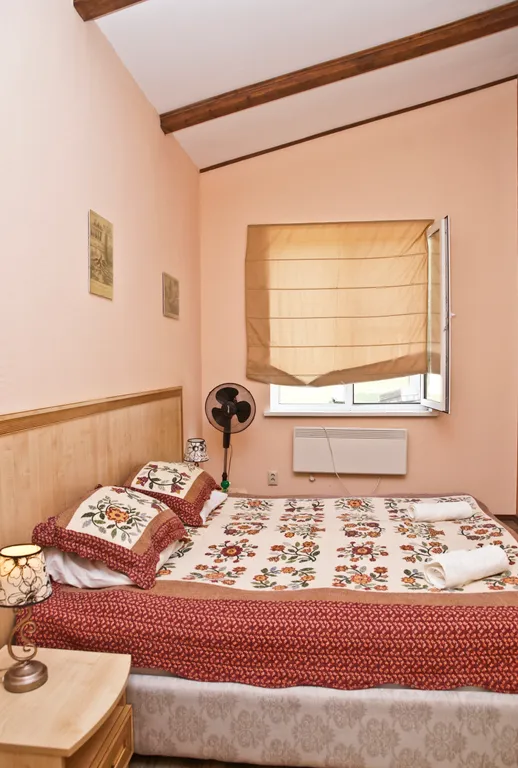 Трехкомнатный коттедж с верандой