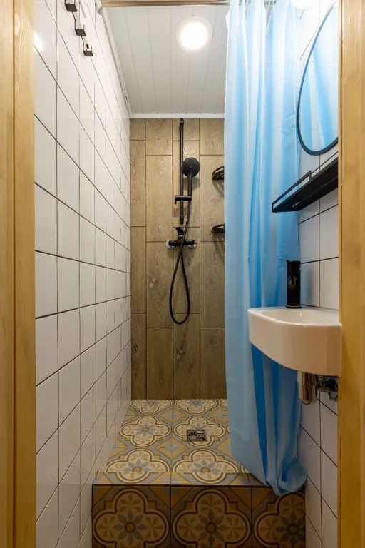 На Кирочной 8