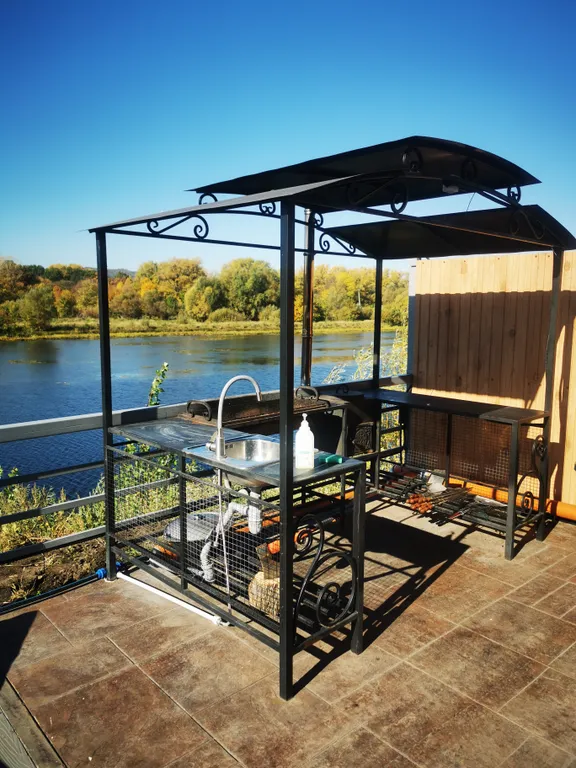 Дом на берегу реки в Самаре