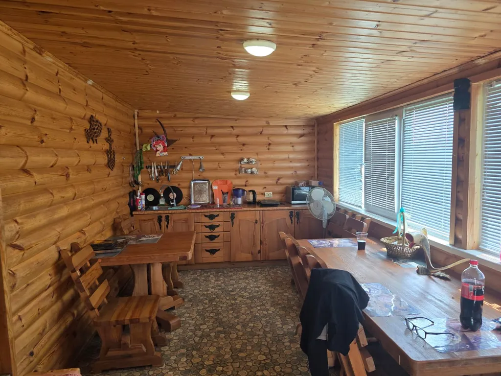 Дом с баней на озере