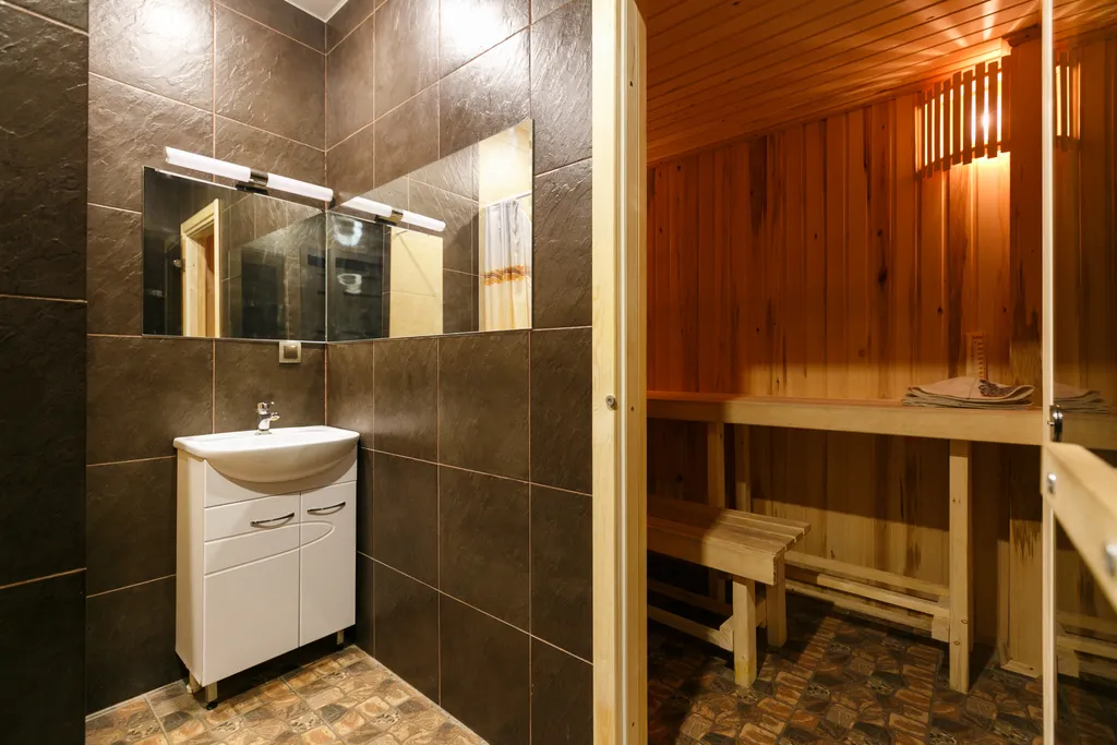 Просторный двухэтажный коттедж