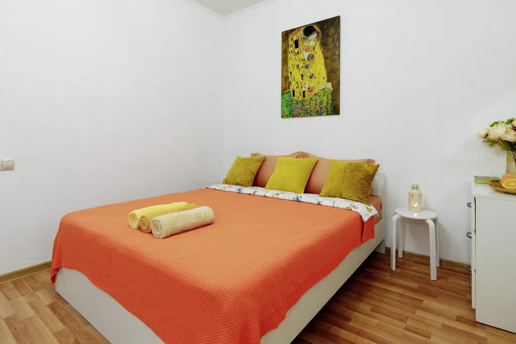 Дизайнерская квартира Апельсиновый поцелуй