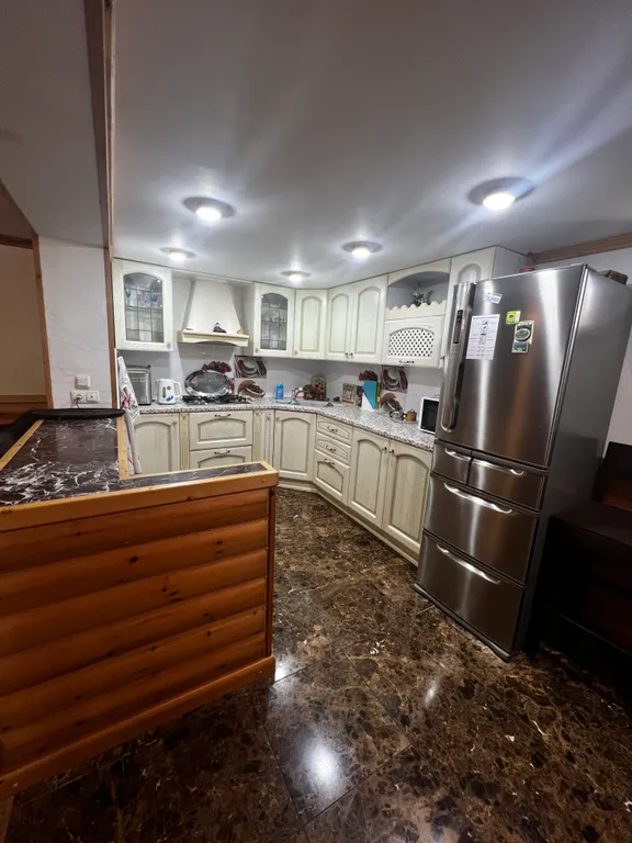 Простopная дачa в Галицино