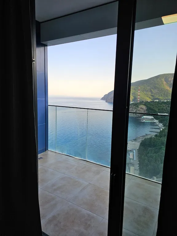 Квартира АюДаг — аренда посуточно в Партенит