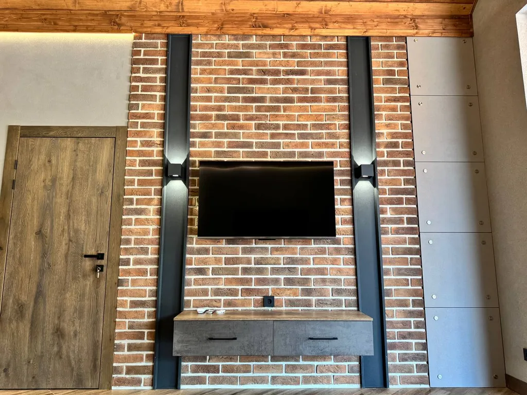 Вилла с бассейном и сауной вблизи леса