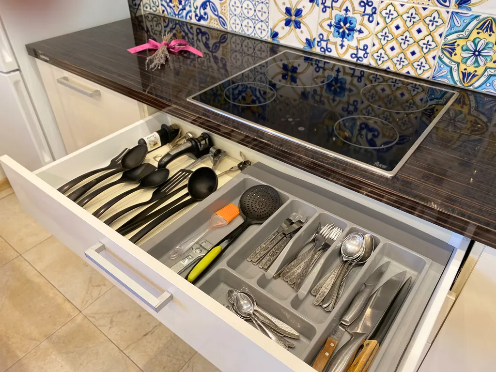 Через дорогу от ЛетоЛето Яркая 1+ квартира